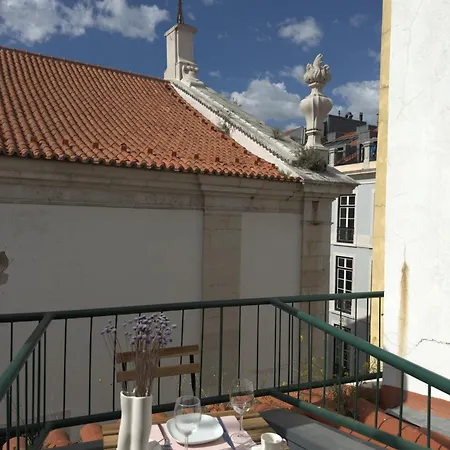Charming Chiado بيت ضيافة