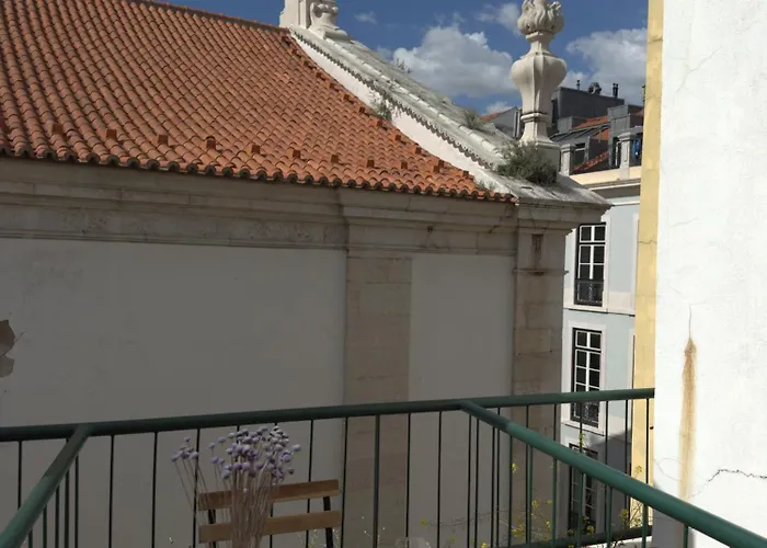 Charming Chiado Guest house